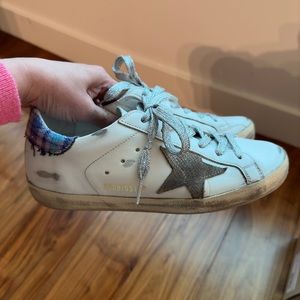 Golden Goose Superstar super cute in very good condition!